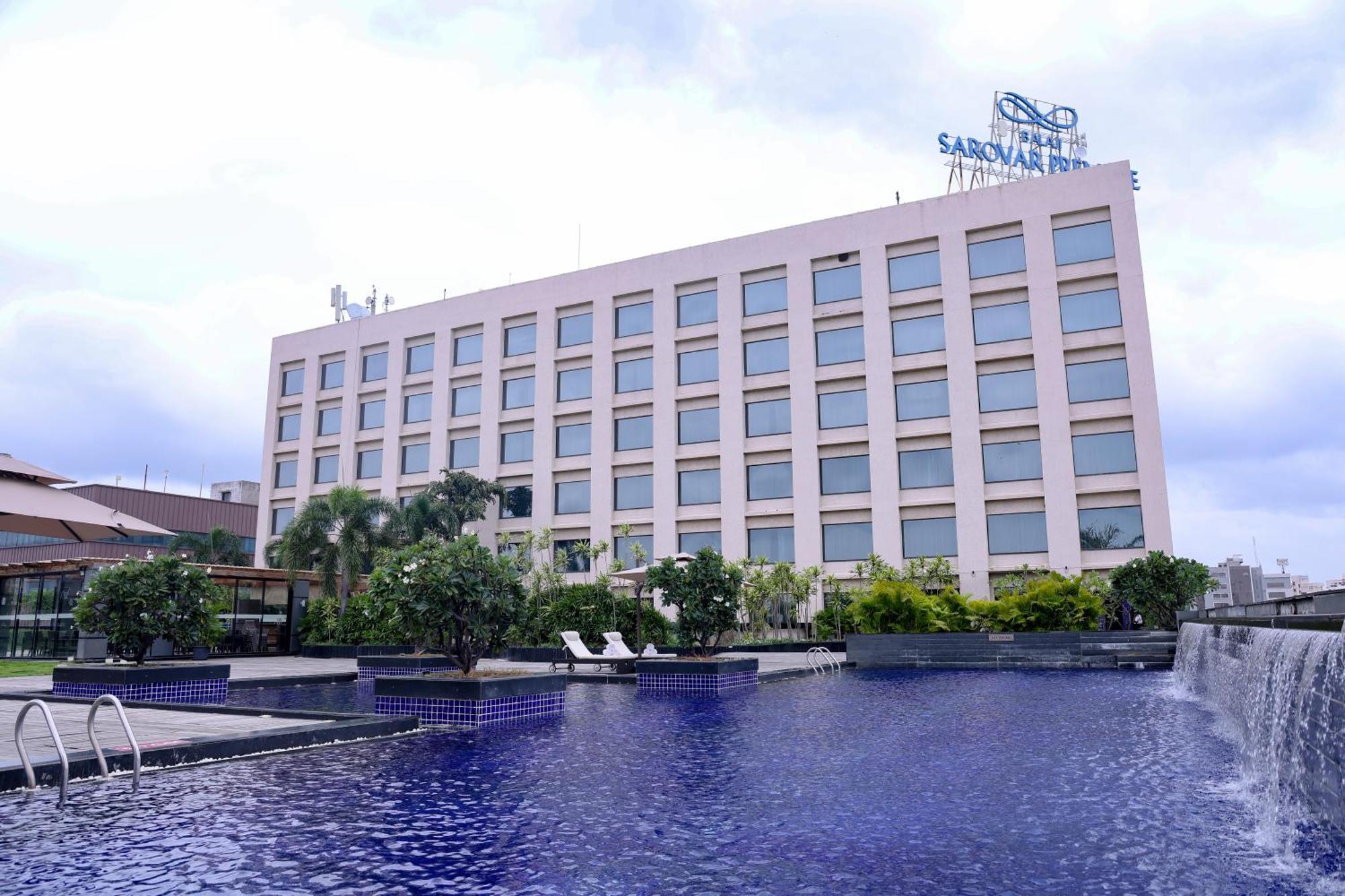Balaji Sarovar Premiere Solapur Exterior foto