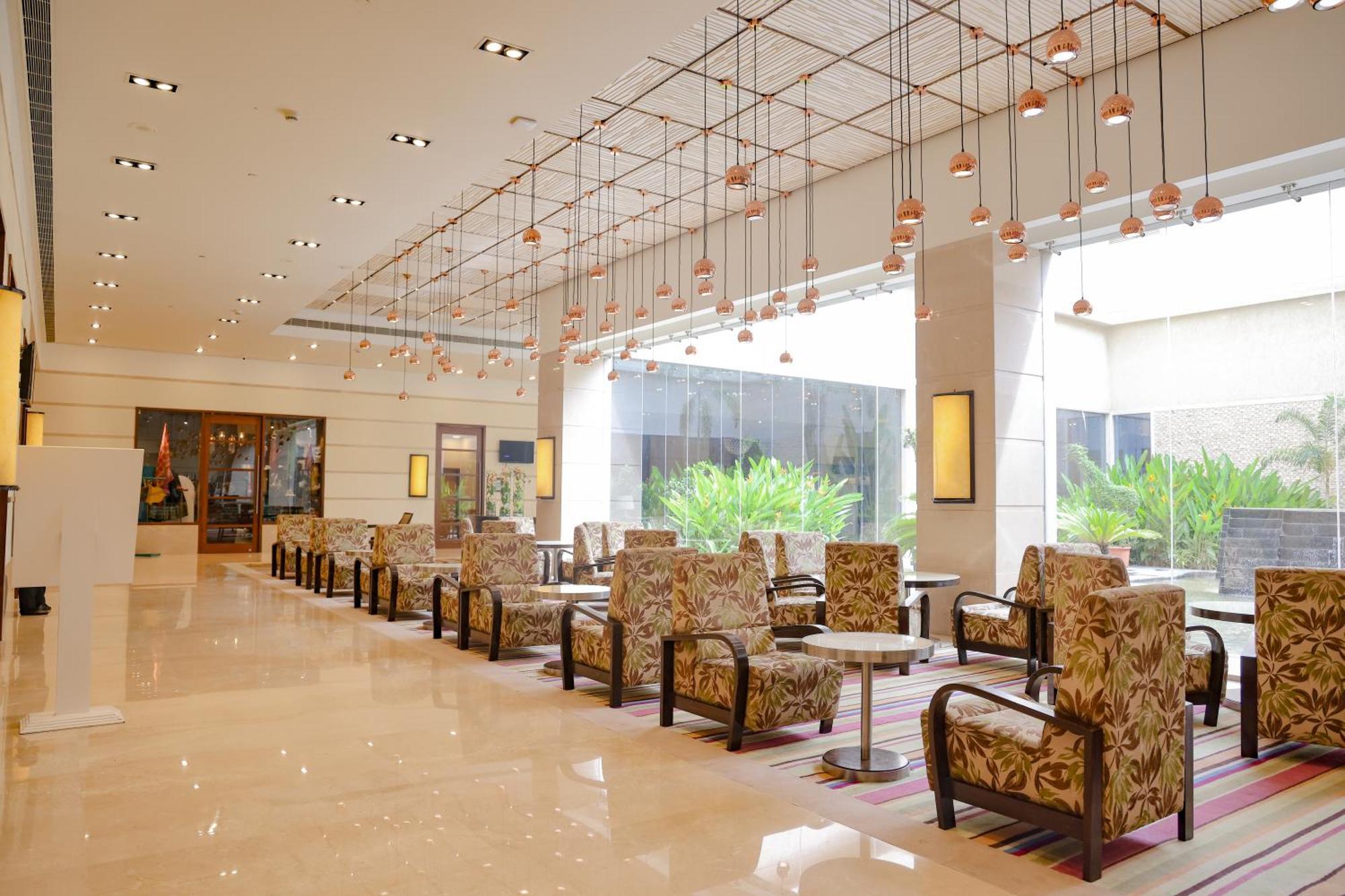 Balaji Sarovar Premiere Solapur Exterior foto